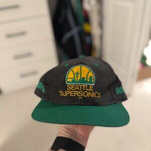 *VINTAGE & RARE* Seattle Supersonics Sonics Logo NBA Snapback Hat